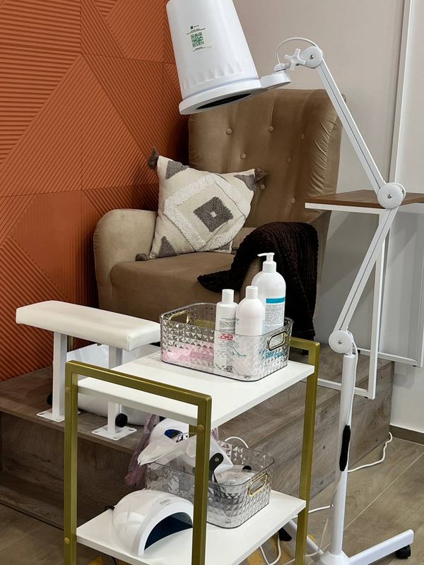 Интерьер ногтевой студии Ла Контур, кадр 20